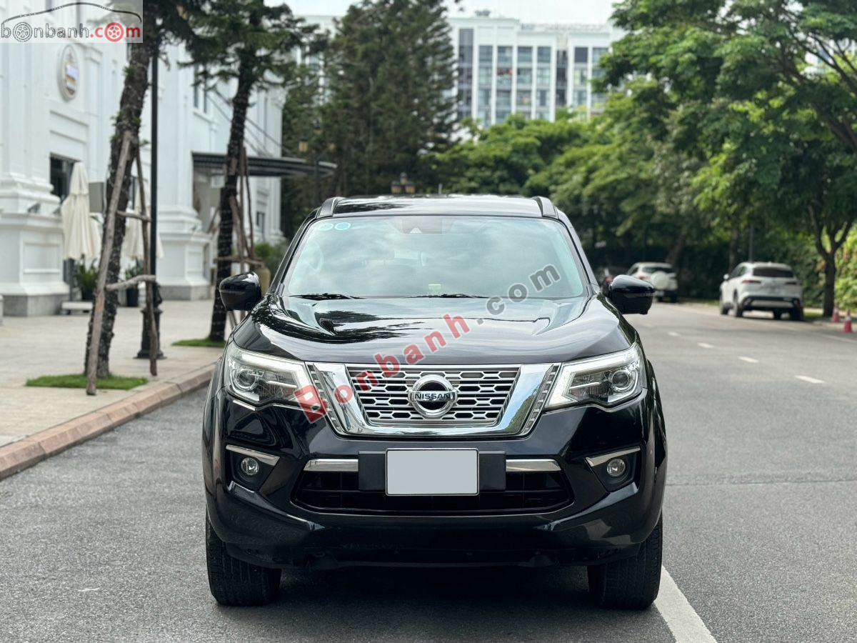 Nissan Terra V 2.5 AT 4WD 2019