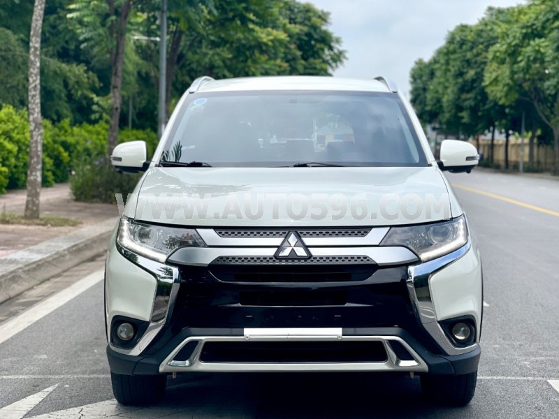 Mitsubishi Outlander 2.0 CVT 2018