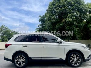 Xe Mitsubishi Outlander 2.0 CVT 2018