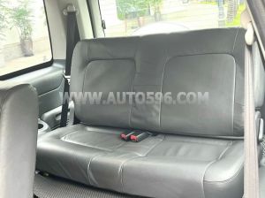 Xe Ford Everest 2.5L 4x2 AT 2015
