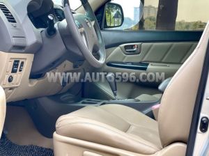 Xe Toyota Fortuner 2.7V 4x2 AT 2012