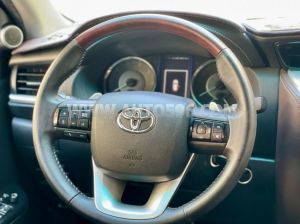 Xe Toyota Fortuner 2.4G 4x2 AT 2019