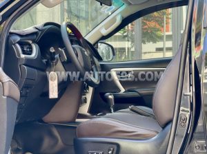 Xe Toyota Fortuner 2.4G 4x2 AT 2019