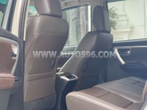 Xe Toyota Fortuner 2.4G 4x2 AT 2019