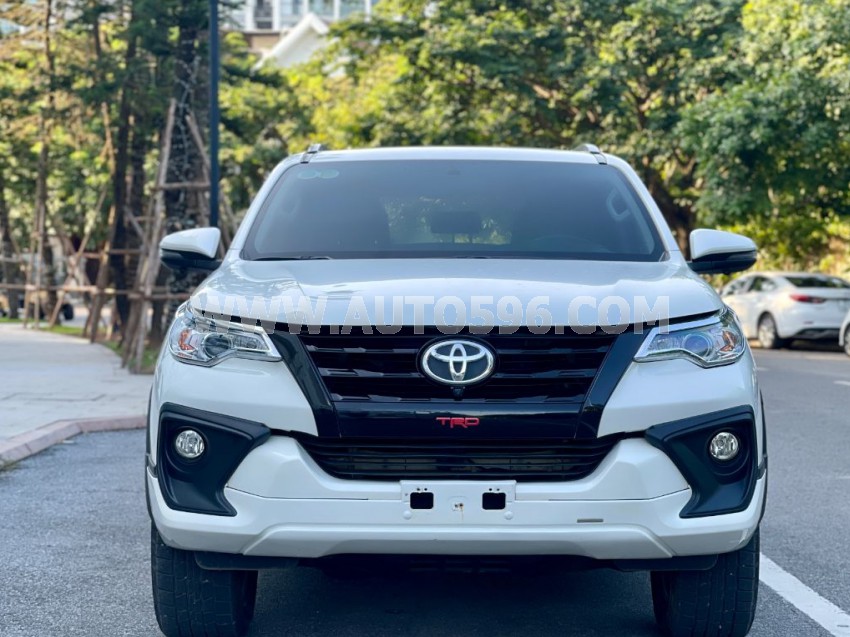 Toyota Fortuner 2.7V 4x2 AT TRD 2019