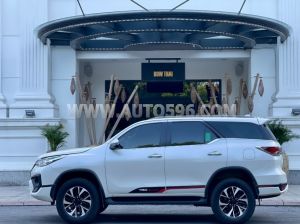 Xe Toyota Fortuner 2.7V 4x2 AT TRD 2019