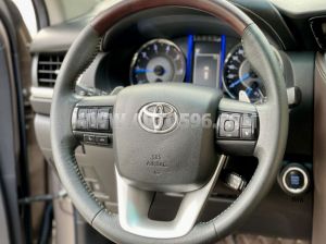 Xe Toyota Fortuner 2.8V 4x4 AT 2019