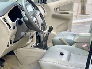 Xe Toyota Innova 2.0E 2015