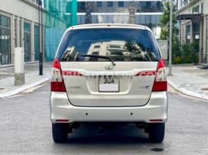 Xe Toyota Innova 2.0E 2015