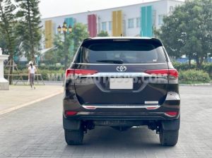 Xe Toyota Fortuner 2.4G 4x2 AT 2018