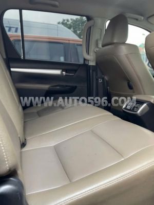 Xe Toyota Hilux 3.0G 4x4 AT 2016