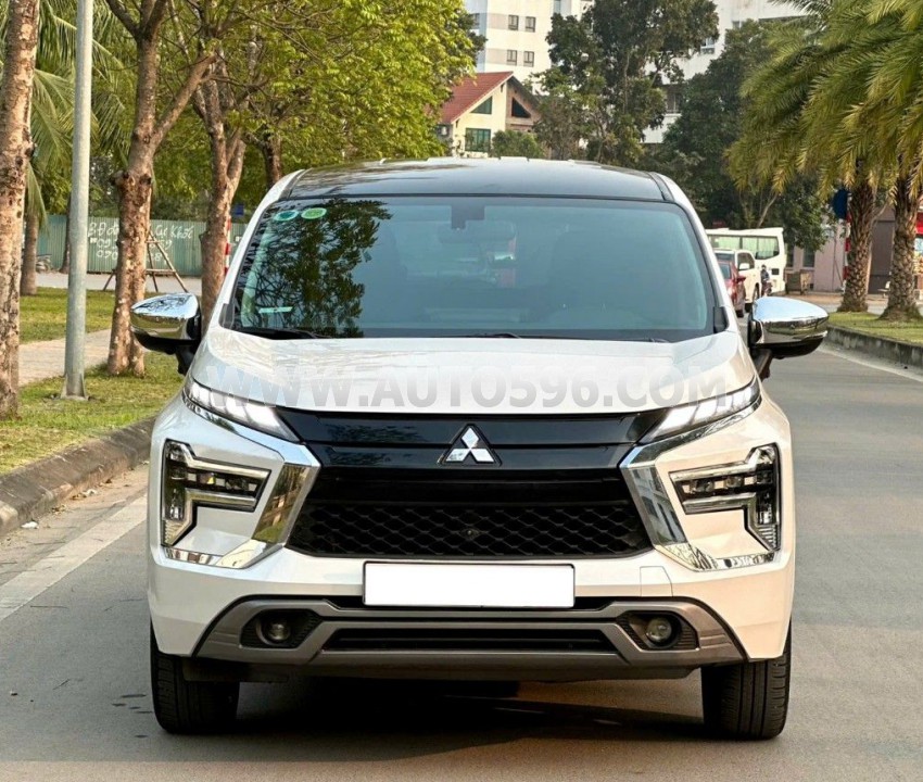 Mitsubishi Xpander Premium 1.5 AT 2024