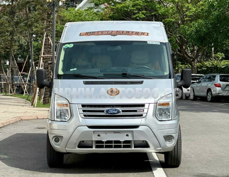 Ford Transit Luxury 2019