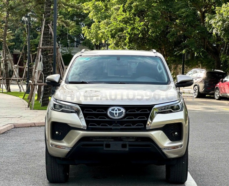 Toyota Fortuner 2.4G 4x2 AT 2021