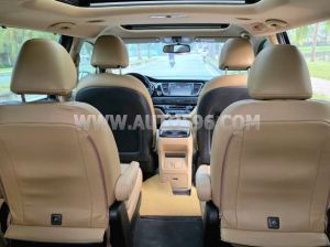 Xe Kia Sedona 3.3L GATH 2018