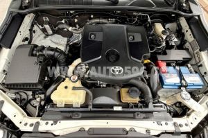 Xe Toyota Fortuner 2.8V 4x4 AT 2018
