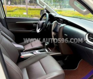 Xe Toyota Fortuner 2.8V 4x4 AT 2018