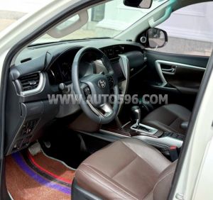 Xe Toyota Fortuner 2.8V 4x4 AT 2018