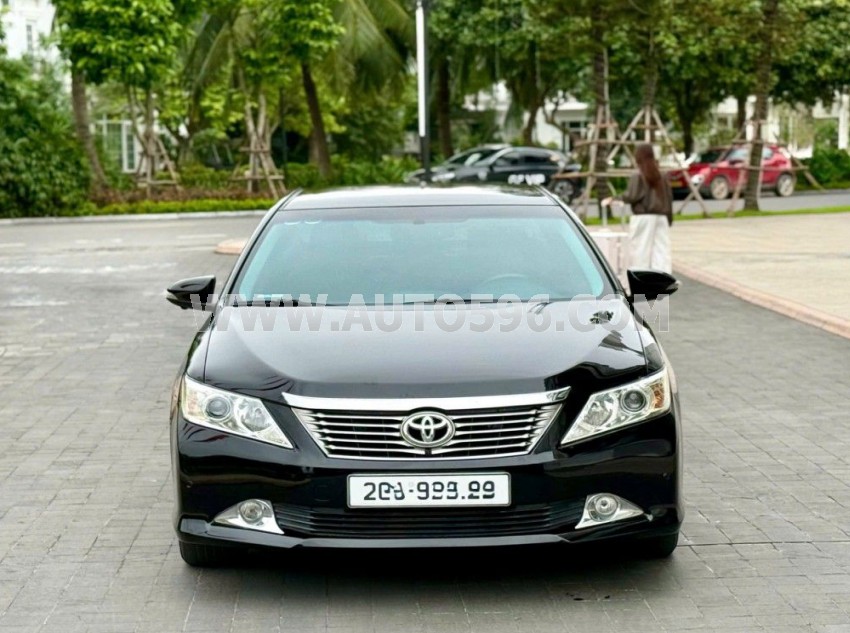 Toyota Camry 2.5Q 2014