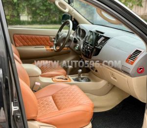 Xe Toyota Fortuner SR5 2.7 AT 2010