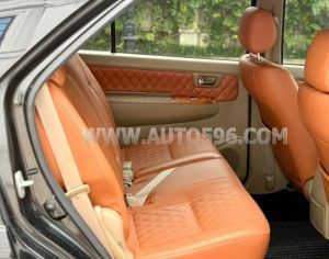 Xe Toyota Fortuner SR5 2.7 AT 2010