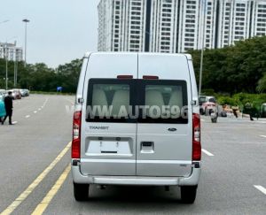 Xe Ford Transit SVP 2020