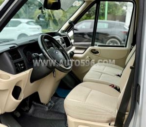 Xe Ford Transit SVP 2020