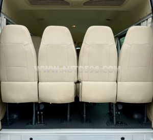 Xe Ford Transit SVP 2020