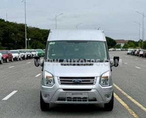 Xe Ford Transit SVP 2020