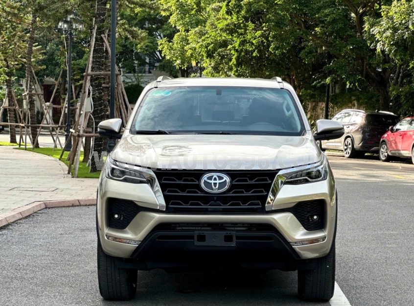 Toyota Fortuner 2.4G 4x2 AT 2021