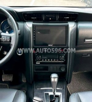 Xe Toyota Fortuner 2.4G 4x2 AT 2021