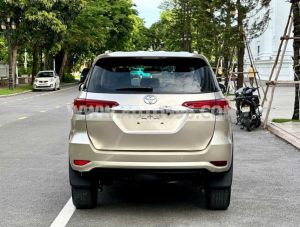 Xe Toyota Fortuner 2.4G 4x2 AT 2021