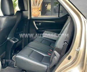 Xe Toyota Fortuner 2.4G 4x2 AT 2021