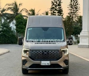 Xe Ford Transit Premium 2024