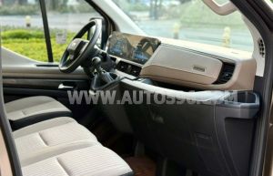 Xe Ford Transit Premium 2024