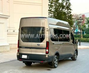 Xe Ford Transit Premium 2024