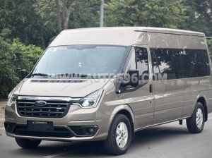 Xe Ford Transit Tiêu chuẩn 2022