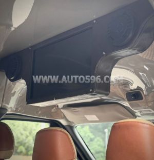 Xe Ford Transit Tiêu chuẩn 2022