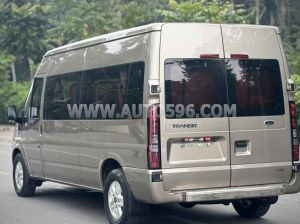 Xe Ford Transit Tiêu chuẩn 2022