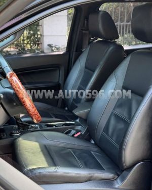 Xe Ford Everest Titanium 2.0L 4x4 AT 2019