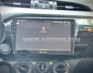 Xe Toyota Hilux 2.4L 4x2 AT 2020