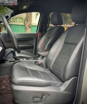 Xe Ford Everest Titanium 2.2L 4x2 AT 2016