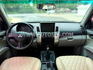 Xe Mitsubishi Pajero Sport D 4x2 MT 2016