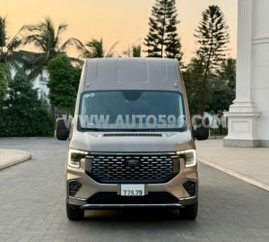 Xe Ford Transit Premium 2024