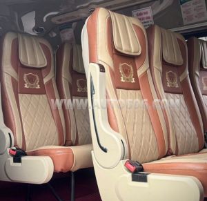 Xe Ford Transit Tiêu chuẩn 2022