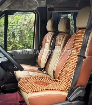 Xe Ford Transit Tiêu chuẩn 2022