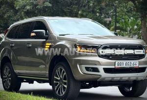 Xe Ford Everest Titanium 2.0L 4x2 AT 2021