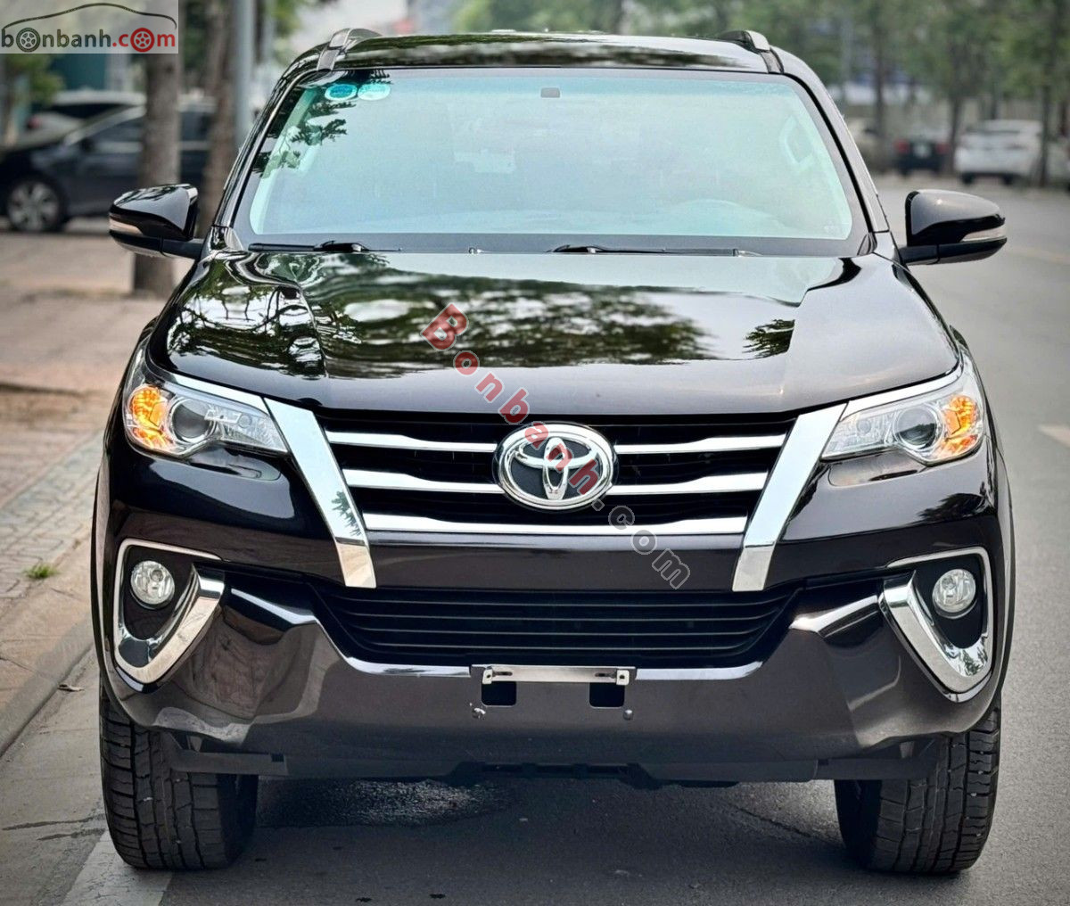 Toyota Fortuner 2.7V 4x2 AT 2017