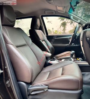 Xe Toyota Fortuner 2.7V 4x2 AT 2017