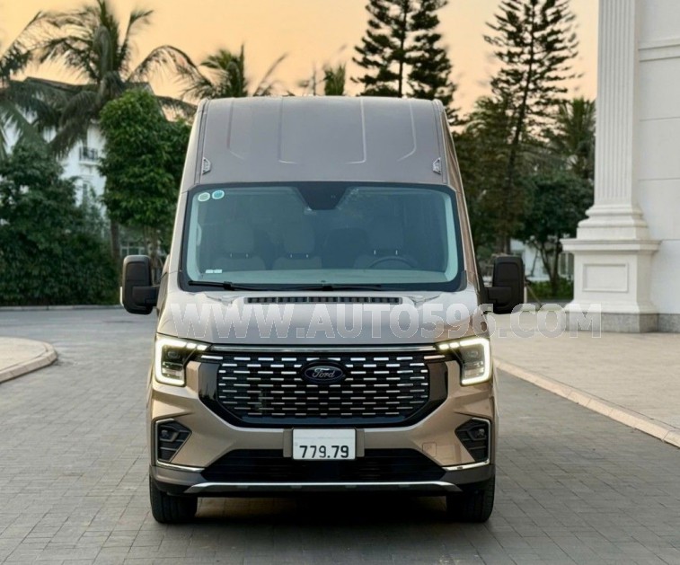Ford Transit Premium 2024